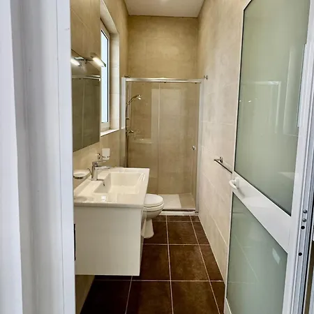 'red' Modern 1br Near Promenade Apartamento Gzira